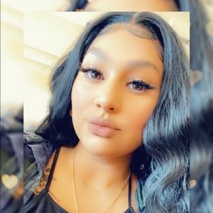 Meet your Posher, Eva